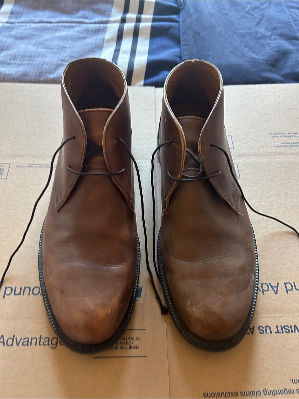 Banana Republic Leather Chukka Boots